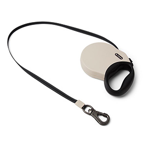 3 Peaks Retractable Extending Dog Lead Black