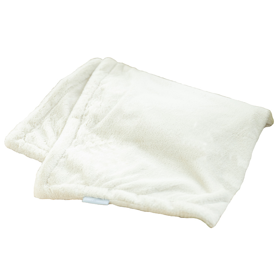 Lords & Labradors Faux Fur Dog Blanket Cream